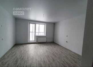 Продается 1-комнатная квартира, 31.7 м2, Челябинск, Курчатовский район, Краснопольский проспект, 8