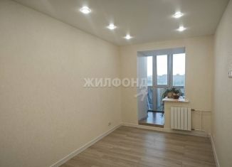 Продается 3-комнатная квартира, 57.4 м2, Новосибирск, Выставочная улица, 32/1, метро Речной вокзал