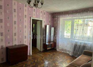 Продается трехкомнатная квартира, 43 м2, Новочеркасск, Будённовская улица, 195к2