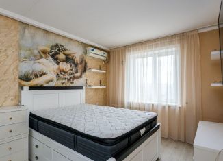 Продается 3-комнатная квартира, 78 м2, Хабаровск, Краснореченская улица, 165А