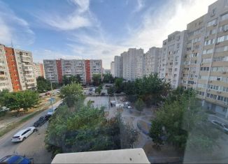 Двухкомнатная квартира на продажу, 74 м2, Волгоград, улица Маршала Ерёменко, 44