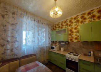 Продаю двухкомнатную квартиру, 51.6 м2, Красноярский край, Надеждинская улица, 2Г