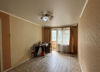 Продается 1-комнатная квартира, 32 м2, Чебоксары, улица Богдана Хмельницкого, 111, Ленинский район