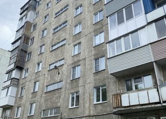 Аренда трехкомнатной квартиры, 52.3 м2, Омская область, проспект Менделеева, 23