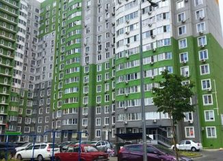3-комнатная квартира на продажу, 73 м2, Ростовская область, улица Ткачёва, 25