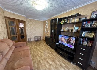 Продам двухкомнатную квартиру, 60.8 м2, Тольятти, улица Автостроителей, 41, Автозаводский район