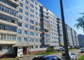 Продажа четырехкомнатной квартиры, 63 м2, Новодвинск, улица Мира, 7А