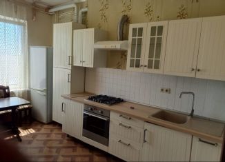 Сдается в аренду однокомнатная квартира, 44 м2, Геленджик, Киевская улица, 48