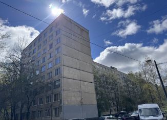 Продается двухкомнатная квартира, 44 м2, Санкт-Петербург, проспект Большевиков, 13к3, метро Проспект Большевиков