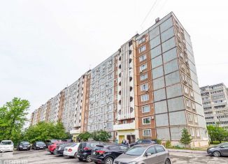 Продам 2-ком. квартиру, 52.7 м2, Хабаровский край, улица Ворошилова, 9