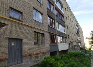 Двухкомнатная квартира на продажу, 50 м2, Свердловская область, улица 8 Марта, 5