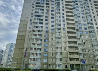 Двухкомнатная квартира на продажу, 43.9 м2, Санкт-Петербург, улица Бадаева, 8к2, метро Проспект Большевиков