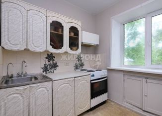 Продаю 3-комнатную квартиру, 55.6 м2, Новосибирск, улица Мира, 32, метро Площадь Маркса