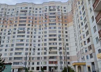 Продается 2-комнатная квартира, 59.9 м2, Серпухов, Центральная улица, 142к2