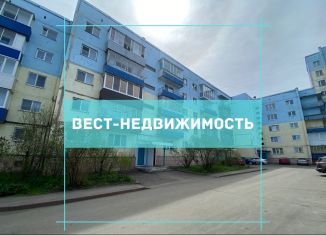 Продаю двухкомнатную квартиру, 52.7 м2, Полысаево, улица Космонавтов, 88