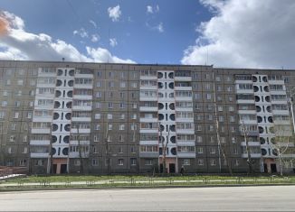 Продается трехкомнатная квартира, 61.3 м2, Свердловская область, Октябрьский проспект, 15