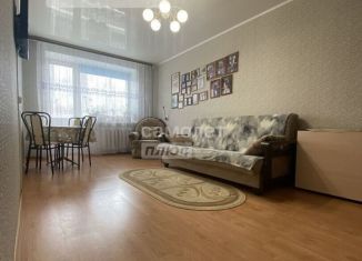 Продается 2-комнатная квартира, 44 м2, Октябрьский, улица Луначарского, 4