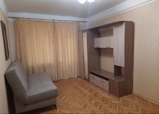 Сдам однокомнатную квартиру, 33 м2, Санкт-Петербург, улица Орджоникидзе, 31к2, метро Купчино