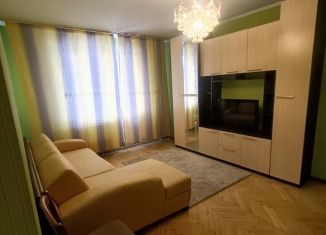 2-комнатная квартира в аренду, 50 м2, Москва, улица Дудинка