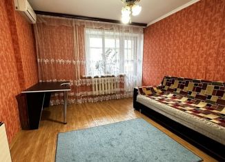 Продается 3-комнатная квартира, 60.6 м2, Казань, улица Лукина, 14, Авиастроительный район