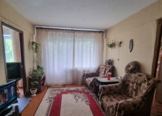 Продам 2-комнатную квартиру, 46 м2, Усолье-Сибирское, Комсомольский проспект, 124