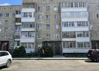 Продажа 2-комнатной квартиры, 43.8 м2, Кушва, улица Союзов, 23