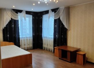 Продаю 1-комнатную квартиру, 45.7 м2, Кемерово, проспект Шахтёров