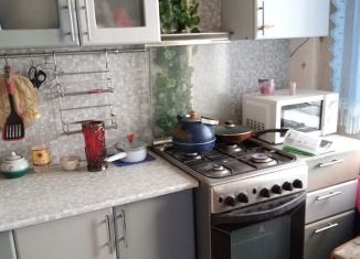 Сдается 2-ком. квартира, 43 м2, Зарайск, Советская улица, 79