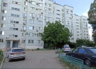 Продаю трехкомнатную квартиру, 65 м2, Волгодонск, проспект Курчатова, 19