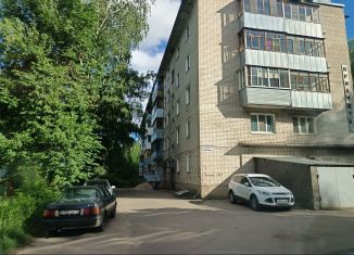 Сдается в аренду 5-комнатная квартира, 31 м2, Ивановская область, улица Окуловой, 74А