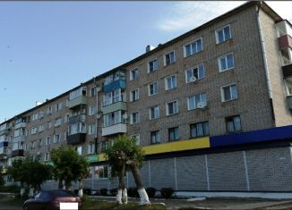 Продам четырехкомнатную квартиру, 61.3 м2, Кировская область, улица Фрунзе, 47