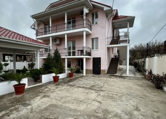 Дом в аренду, 360 м2, село Витязево, Зелёная улица, 31
