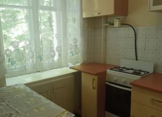 Сдается однокомнатная квартира, 30 м2, Омская область, улица Глинки, 3