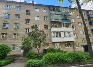 Четырехкомнатная квартира на продажу, 61.3 м2, Смоленск, улица Октябрьской Революции, 36