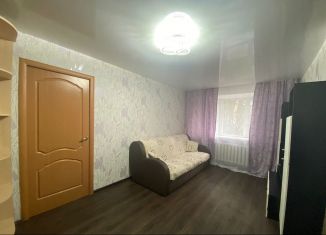 Сдам 2-комнатную квартиру, 44 м2, Мурманская область, улица Нахимова, 27