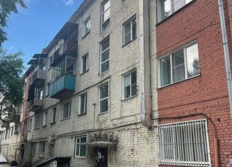 Продажа 2-комнатной квартиры, 42.7 м2, Ленинск-Кузнецкий, проспект Кирова, 69