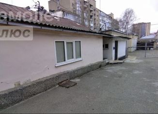 Продаю 4-комнатную квартиру, 67 м2, Ставрополь, проспект Карла Маркса, 76