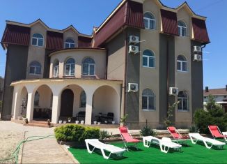 Комната в аренду, 20 м2, поселок городского типа Заозерное, проспект Латышева, 11