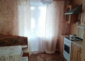 Сдам в аренду 2-ком. квартиру, 53 м2, Владимир, улица Строителей, 7