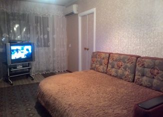 Сдаю 1-комнатную квартиру, 44 м2, Волгоградская область, улица Маршала Ерёменко, 35