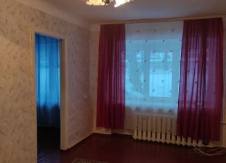 Сдается в аренду двухкомнатная квартира, 42.8 м2, Соликамск, улица Белинского, 16
