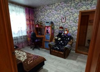 Продаю четырехкомнатную квартиру, 69.4 м2, Бузулук, улица Маршала Егорова, 46