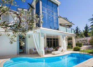 Продам дом, 350 м2, Ялта, улица Сеченова, 23Б