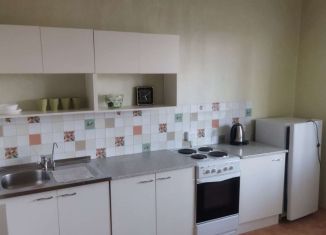 Сдам 3-ком. квартиру, 84.5 м2, Казань, ЖК Салават Купере, улица Тансык, 5