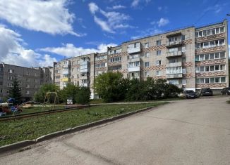 Продаю 2-ком. квартиру, 49 м2, Кудымкар, улица Лихачёва, 50А