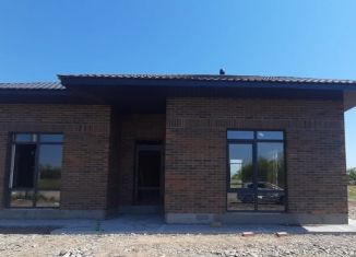 Продам дом, 100 м2, село Калинино, улица Высоцкого