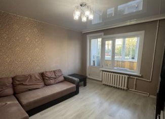 Сдается 2-ком. квартира, 50 м2, Бурятия, улица Калашникова, 10
