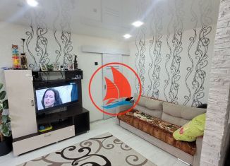 Продаю двухкомнатную квартиру, 43 м2, Новочебоксарск, улица Жени Крутовой, 17