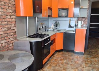 Продаю 3-комнатную квартиру, 74.8 м2, Арзамас, улица Пландина, 21к3