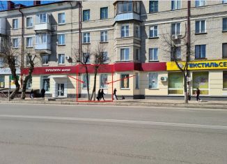 Сдаю торговую площадь, 9 м2, Брянск, улица 3-го Интернационала, 2